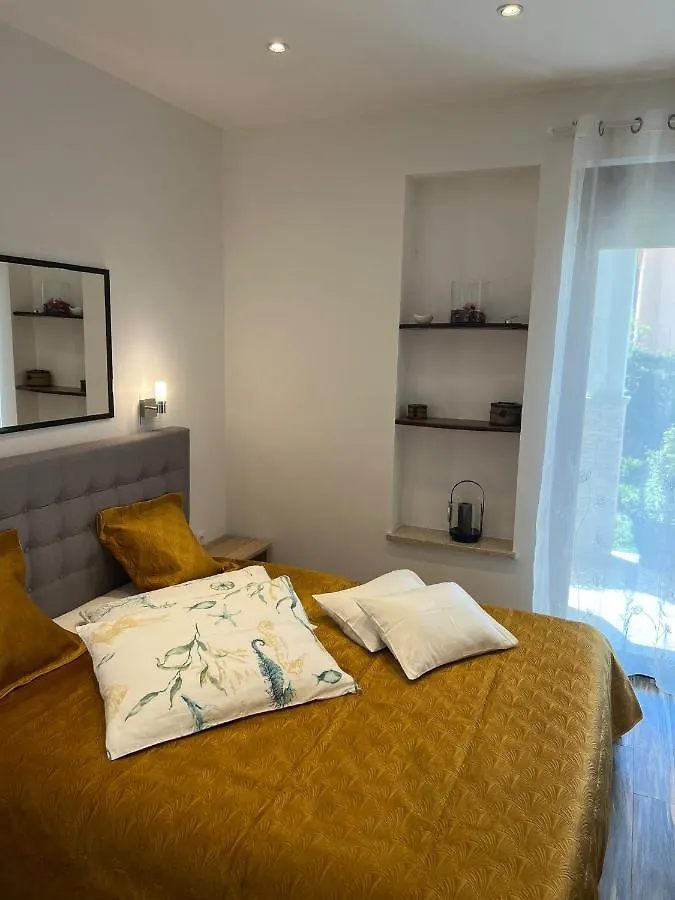 Apartments And Rooms Lorena 236 Rovinj 3*,  Chorwacja