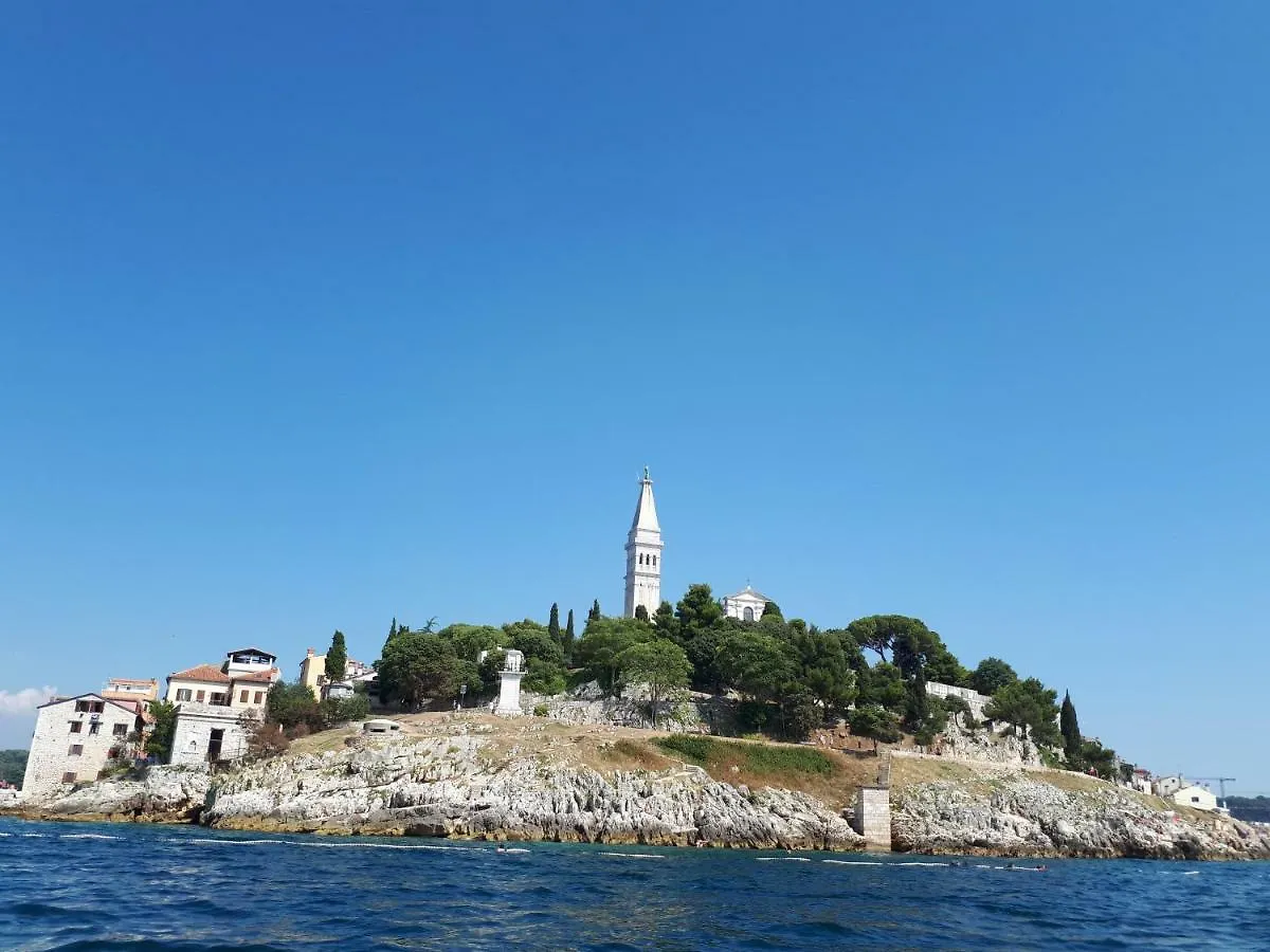Apartments And Rooms Lorena 236 Rovinj 3*,