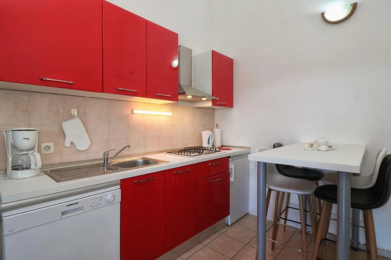 Pensjonat Apartments And Rooms Lorena 236 Rovinj