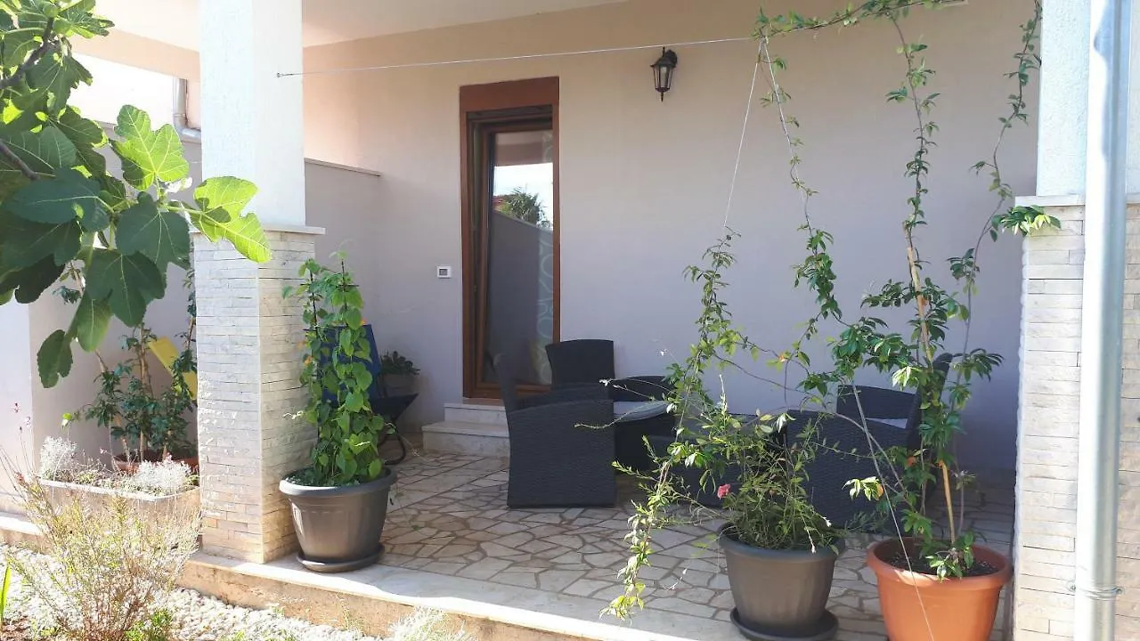 Pensjonat Apartments And Rooms Lorena 236 Rovinj