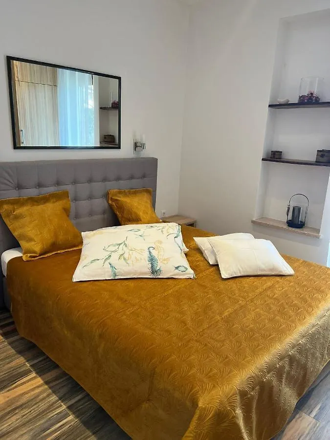 Guest house Apartments And Rooms Lorena 236 Rovinj