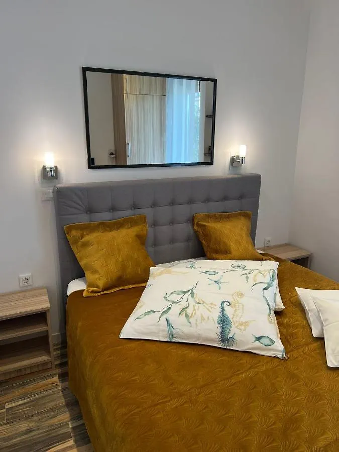 Apartments And Rooms Lorena 236 Rovinj