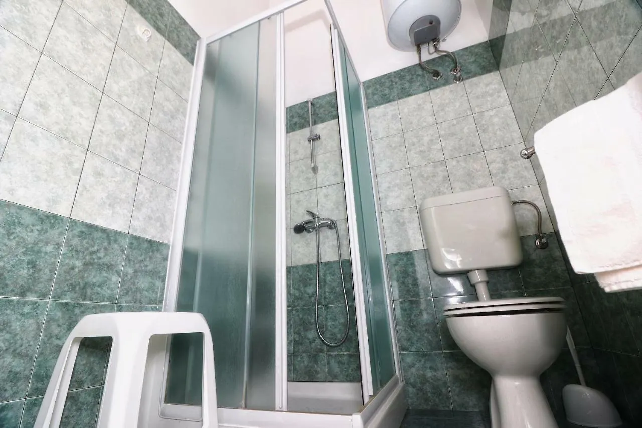 Apartments And Rooms Lorena 236 Rovinj Guest house